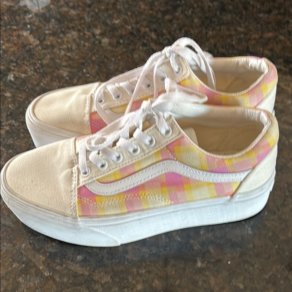 New Vans Colorful Plaid Sneakers 7 - Picture 2 of 7